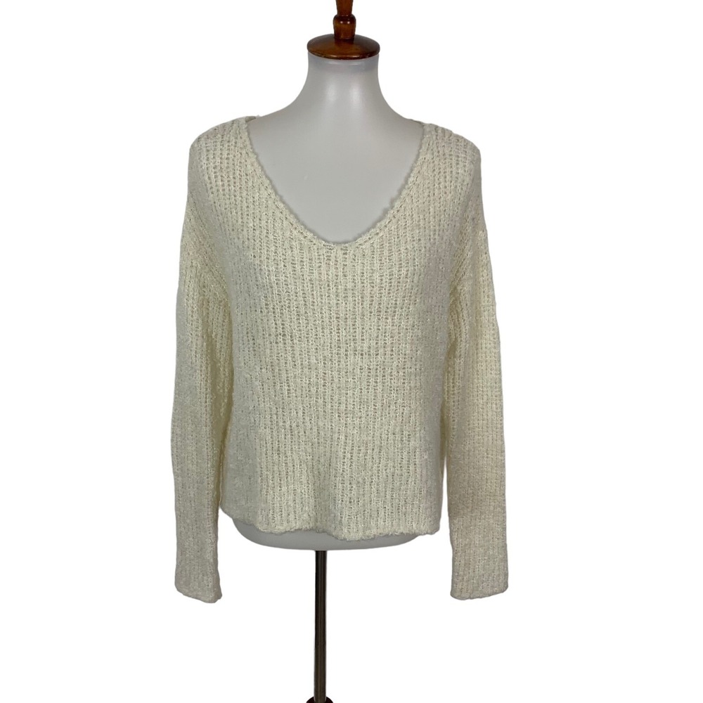 Skylar Madison Women's Sweater Small White V Neck Long Sleeve Minimalist‎